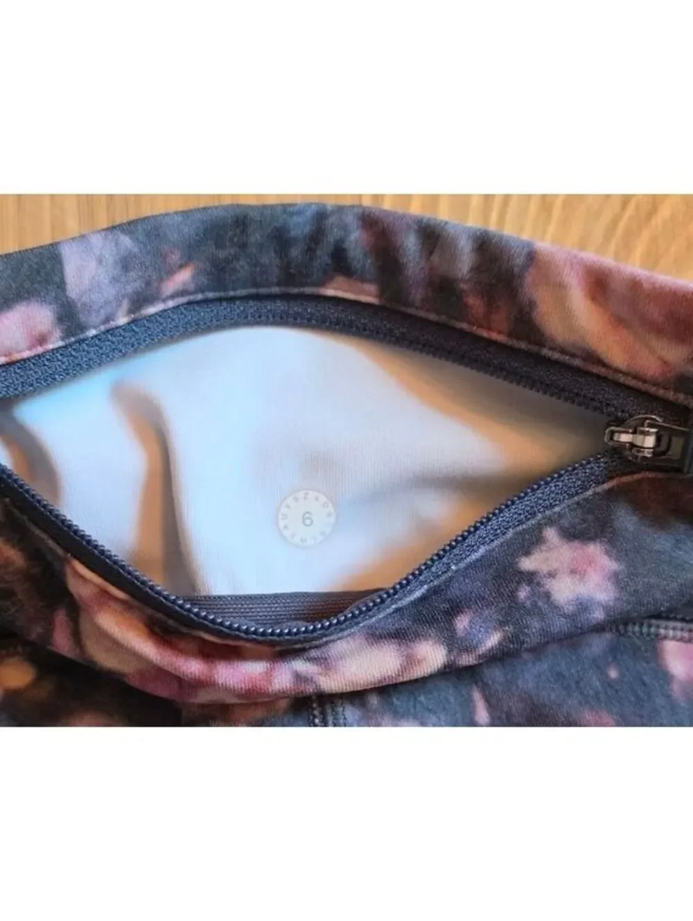 Lululemon If You’re Lucky Crop Leggings Size 6 Moody Mirage Floral
